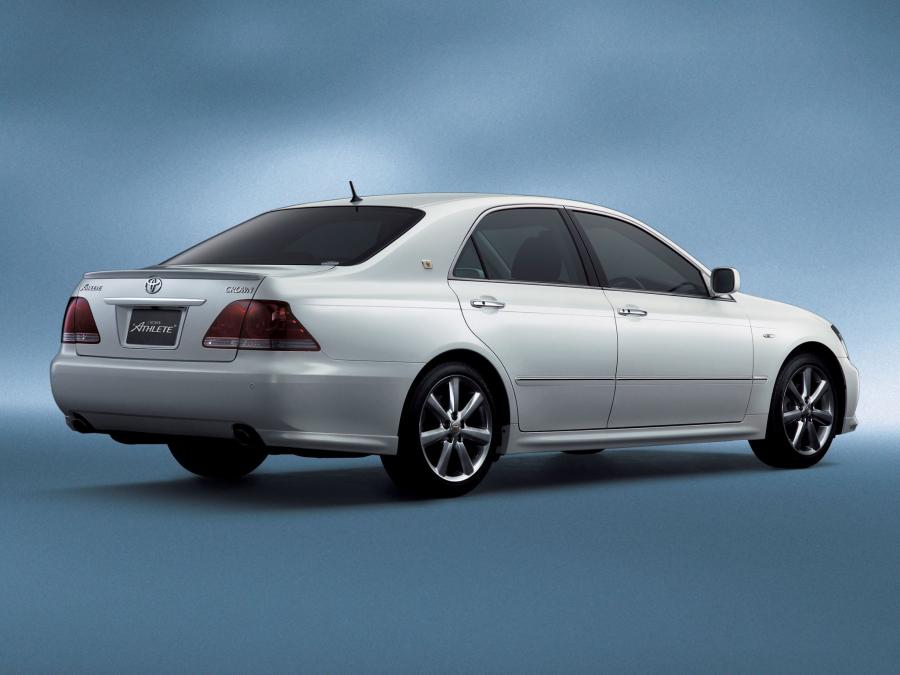  Toyota Crown Athlete 2003 года  (фото 2 из 15)